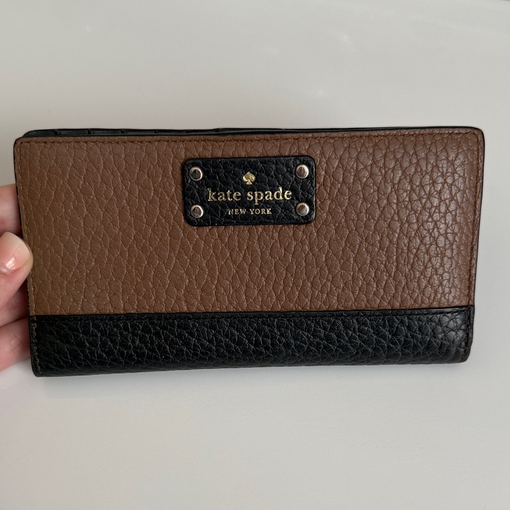 Kate Spade Two-Tone Slim Leather Wallet